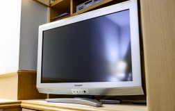 液晶テレビ（26型・32型）